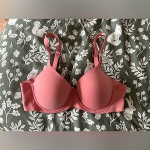 NWOT Aerie Full Coverage Bra 36B